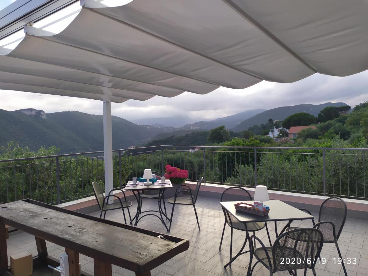 La Vie Est Belle Bed & Breakfast